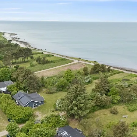 Semesterbostad Carmen - 25m From The Sea By Interhome
